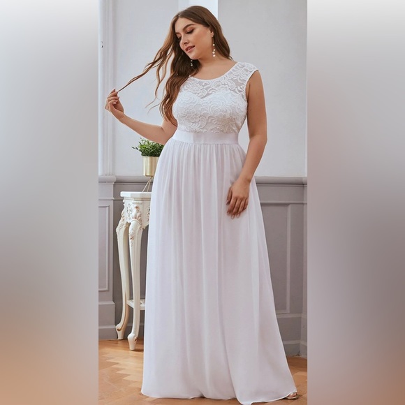 Berry Love wedding gown - Picture 1 of 11